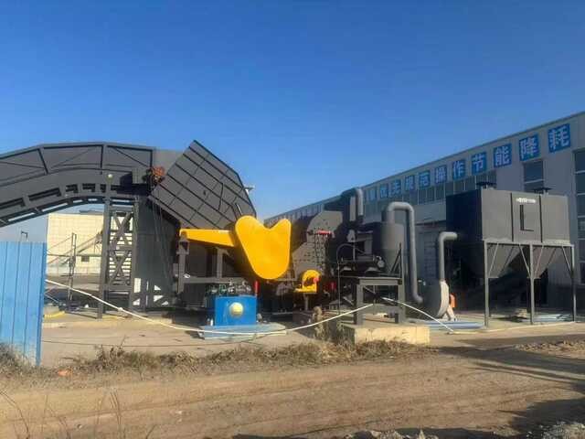 900破碎機成功坐落在國企的山腳下